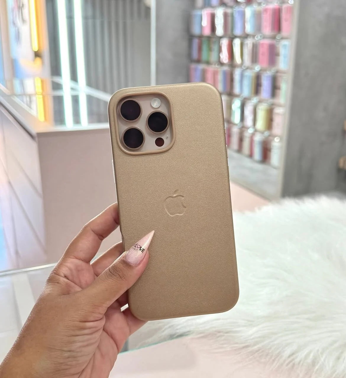 Apple MagSafe Özellikli Deri Kılıf - Gold