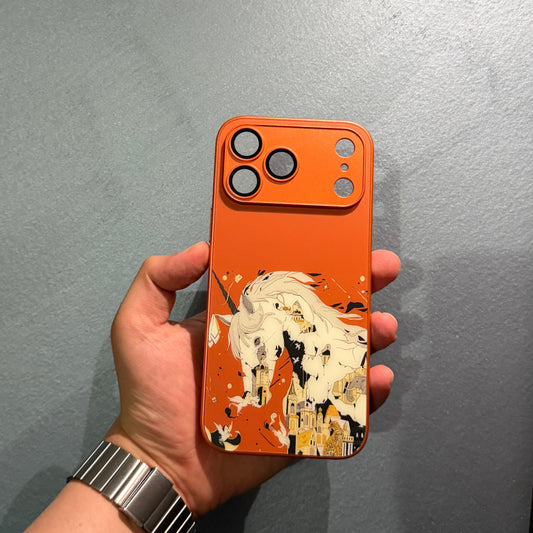 Turuncu Kamera Koruyuculu At Desenli Kılıf