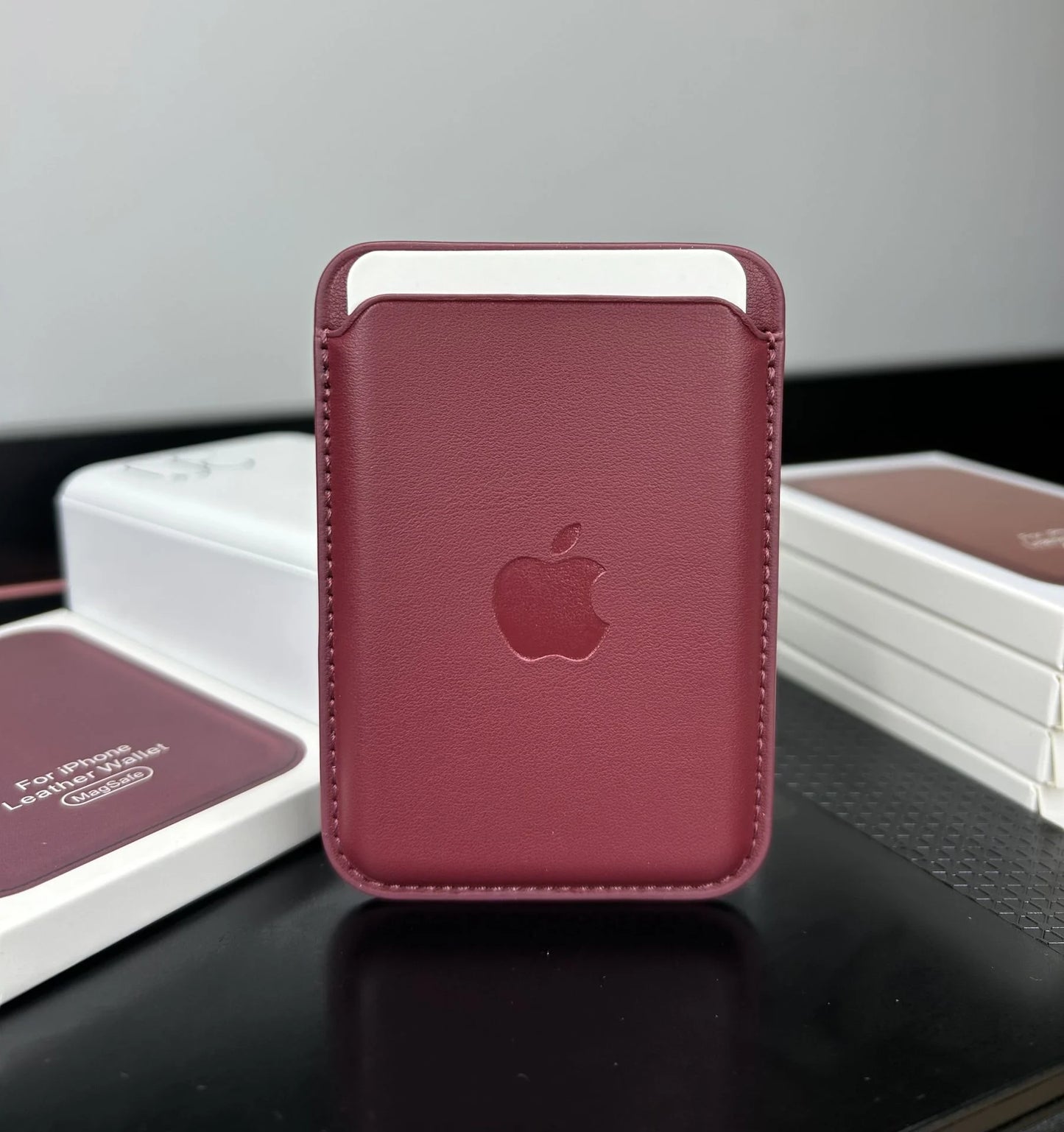 MagSafe Özellikli Deri Cüzdan Bordo