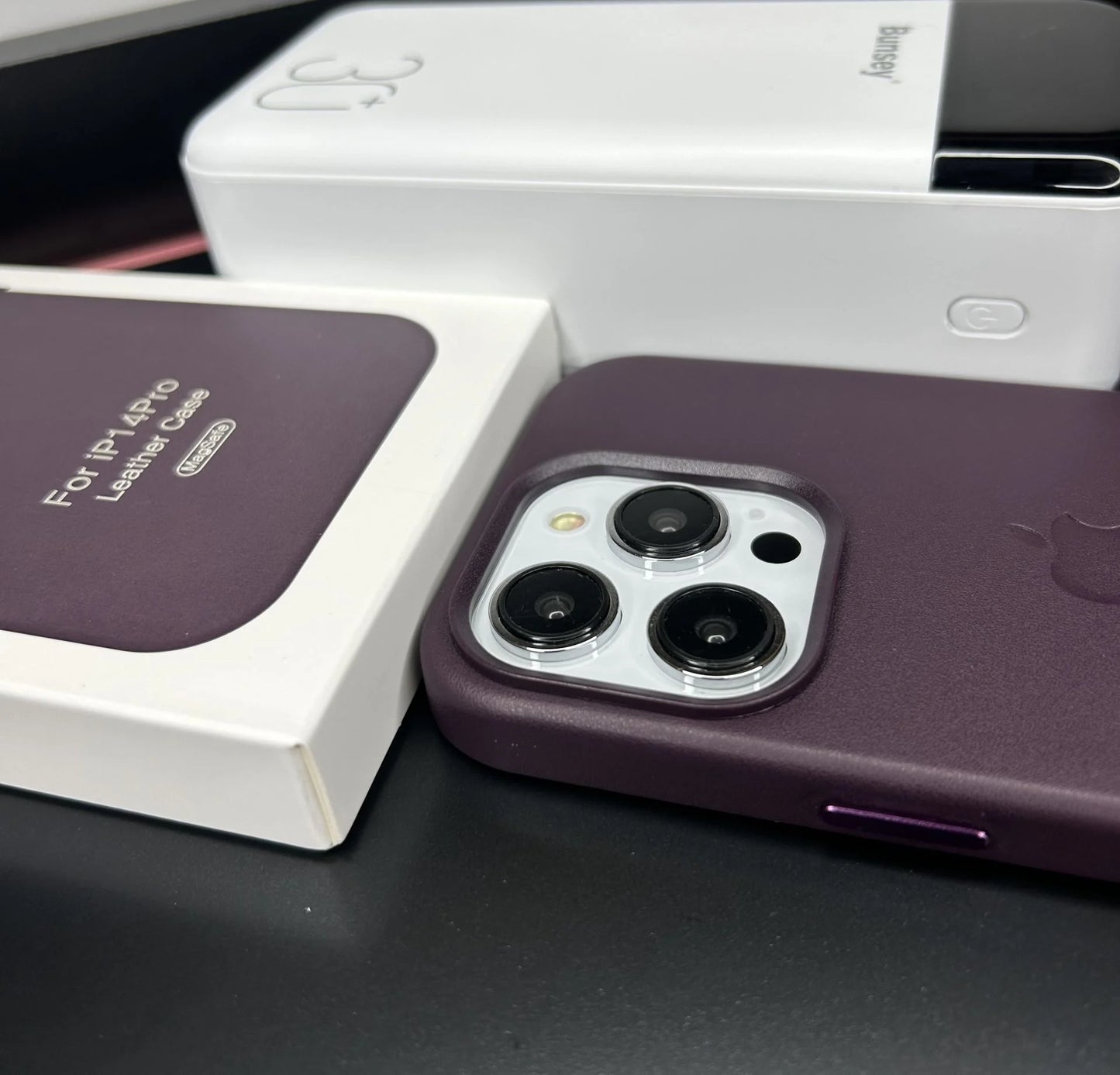 Apple MagSafe Özellikli Deri Kılıf - Derin Mor