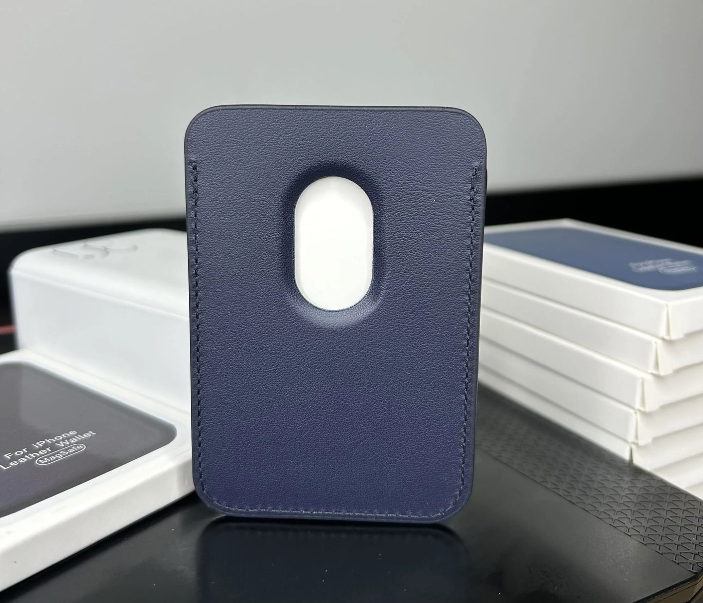 MagSafe Özellikli Deri Cüzdan Gece Mavisi