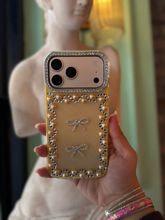 İnci Fiyonk Taşlı iPhone Telefon Kılıfı Gold