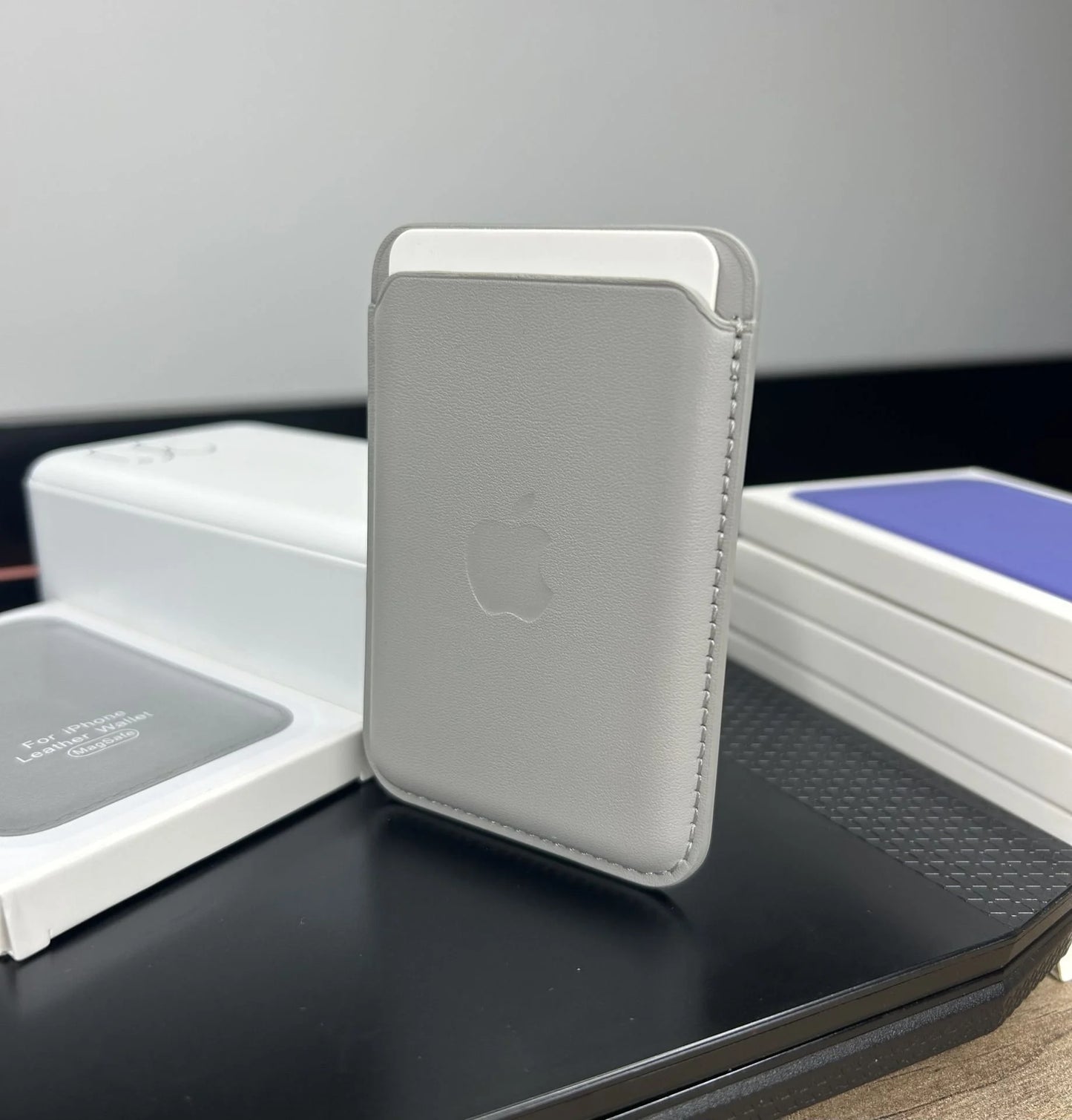MagSafe Özellikli Deri Cüzdan Gri