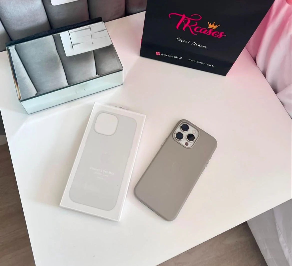 Apple MagSafe Özellikli Deri Kılıf - Gri