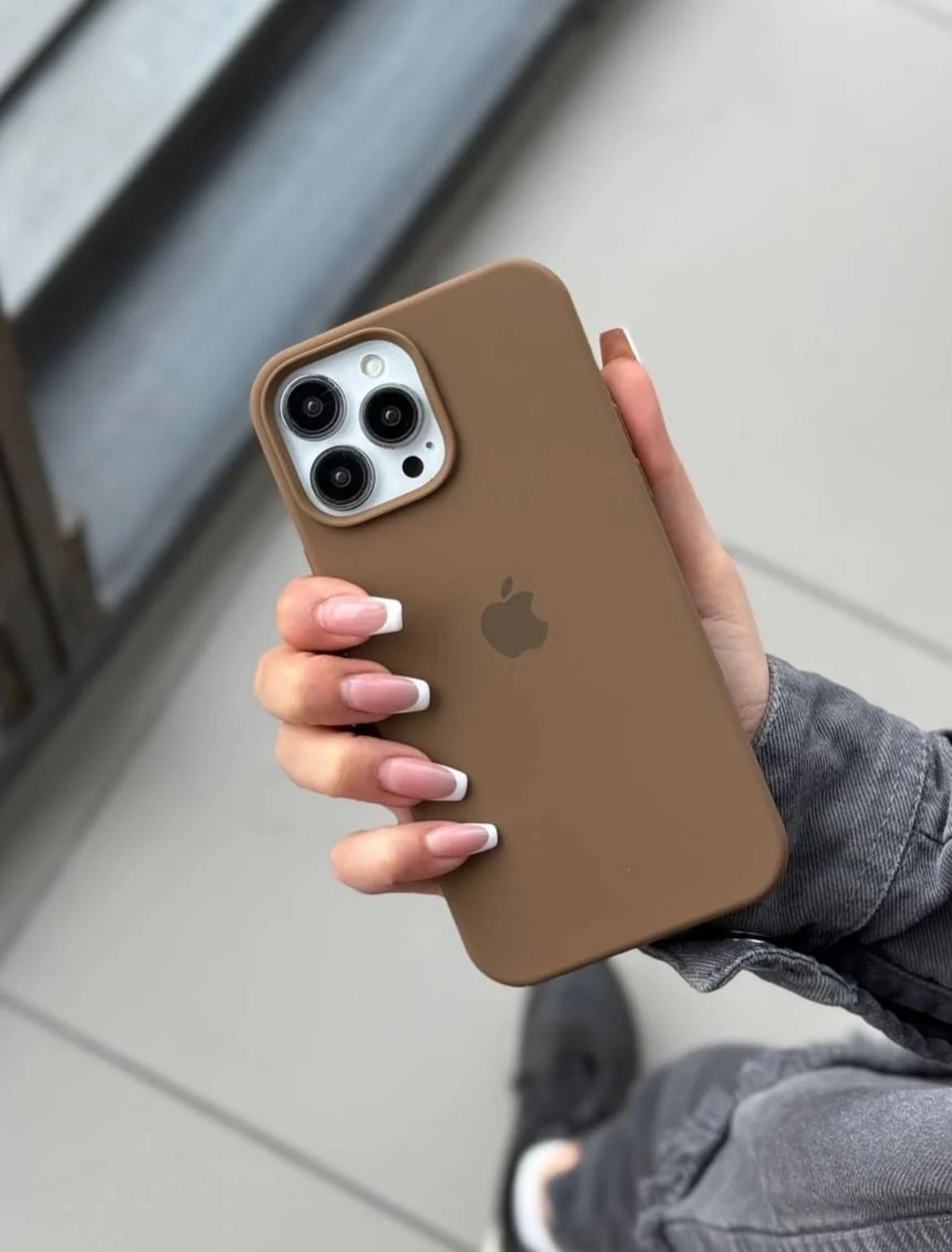 iPhone Kahverengi Lansman Kılıf