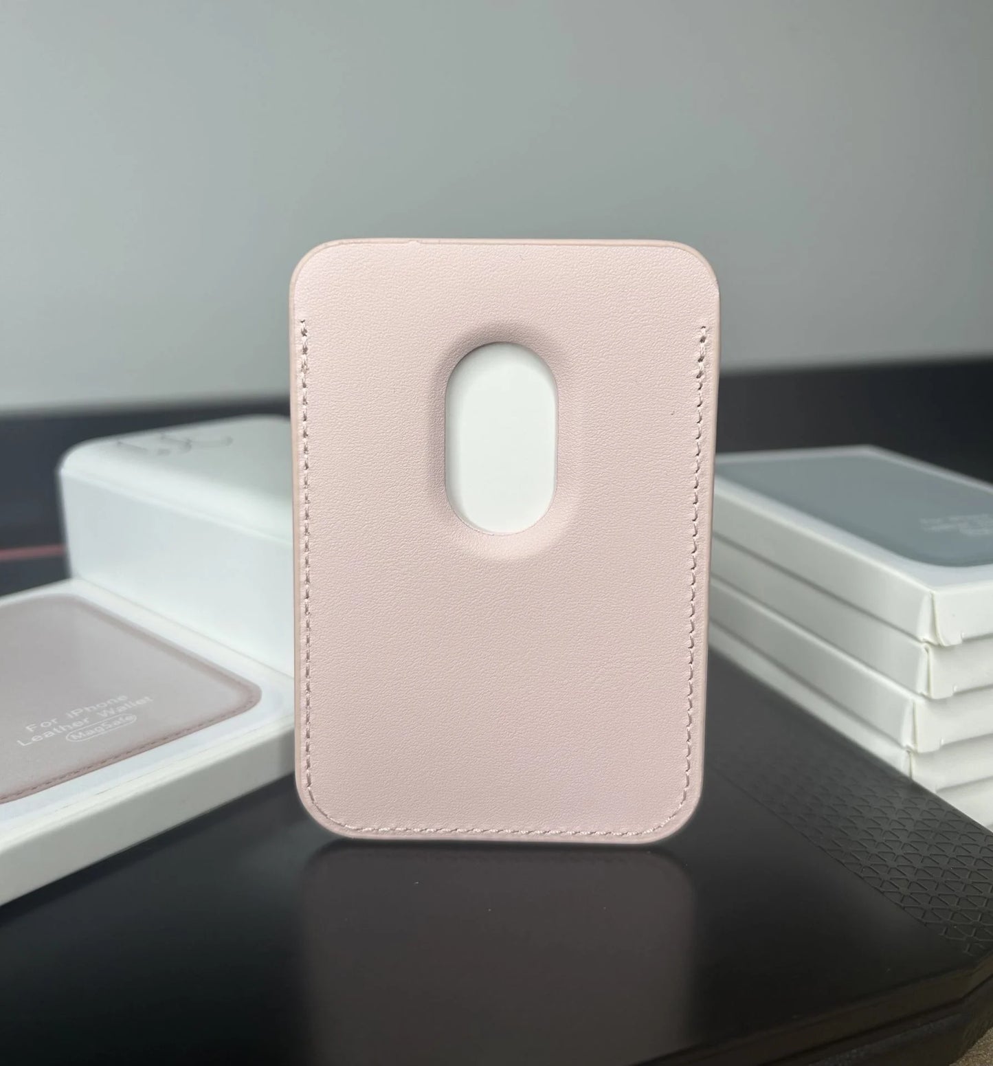 MagSafe Özellikli Deri Cüzdan Kumpembe