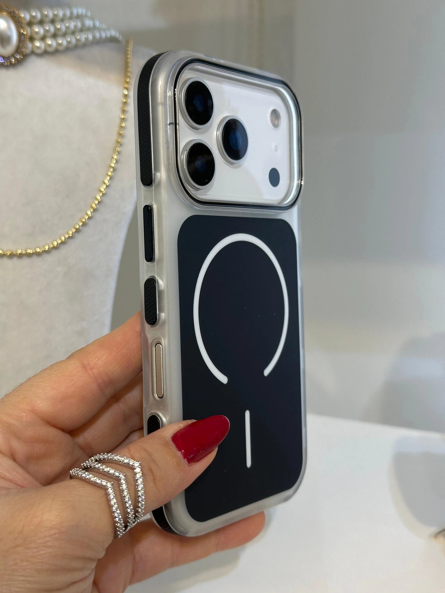 Magsafe Uyumlu Renkli iPhone Telefon Kılıfı Siyah